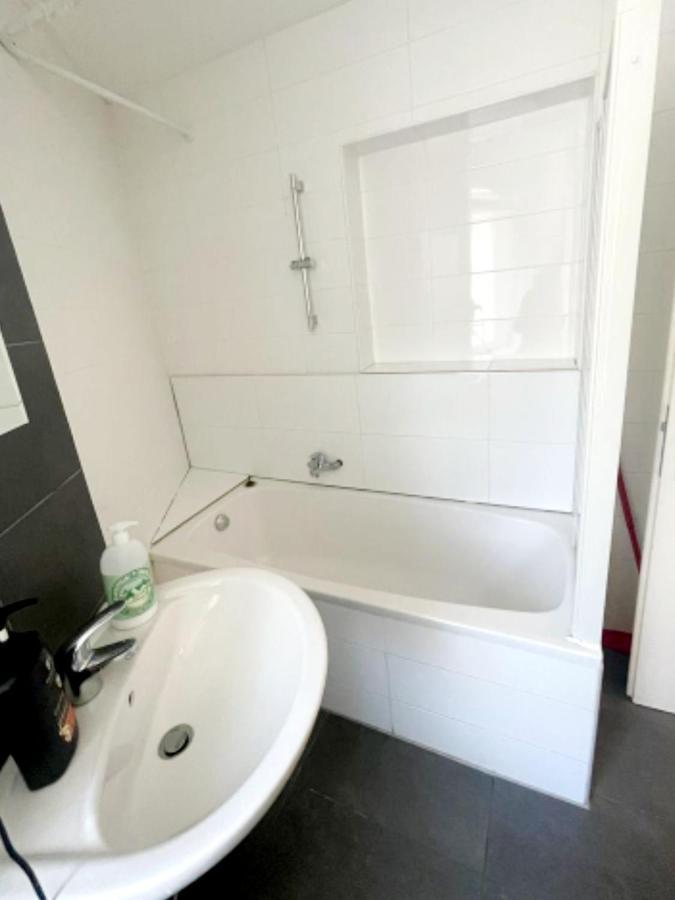 Elena Flat Orchidee Duisburg Zentrum Екстер'єр фото